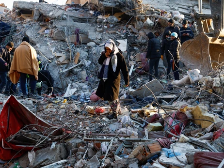 Количество жертв землетрясения в Турции и Сирии приблизилось к 9000