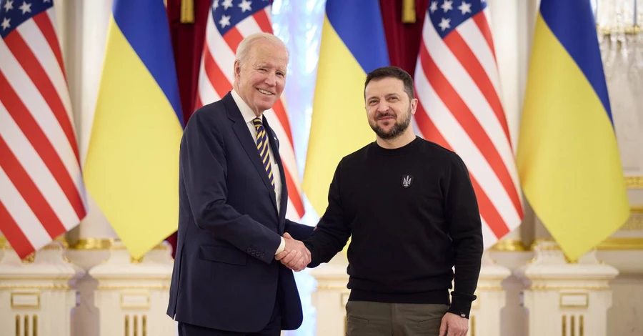 Зеленский назвал визит Байдена в Киев важным для поддержки украинцев