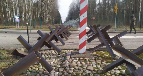 Польща посилює заходи безпеки на кордоні з РФ та Білоруссю - будують укріплення