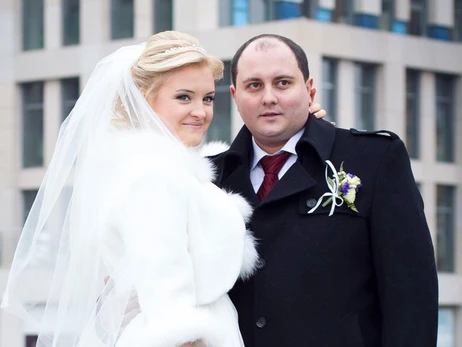Жена Юрия Ткача поздравила его с 9-летием брака и показала архивные фото со свадьбы