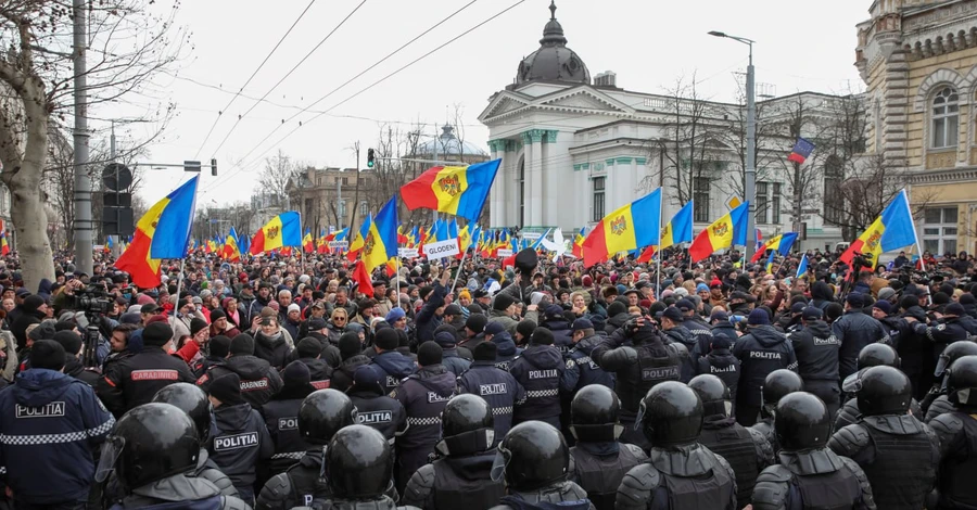 Зачем Россия устраивает истерию вокруг Молдовы и Приднестровья