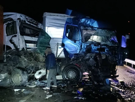 В Житомире из-за серьезной аварии перекрыли движение по объездной дороге