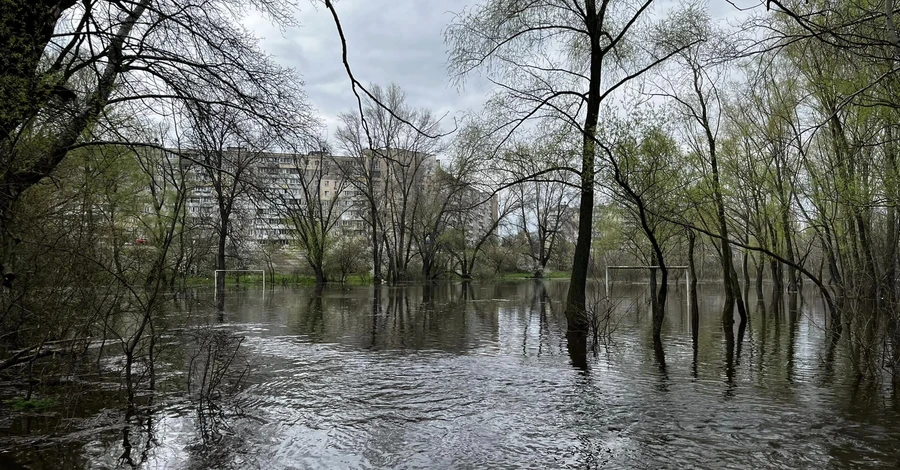 Большой потоп – откуда столько воды и затопит ли Киев