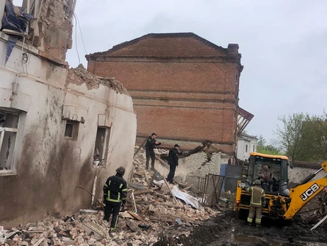 Российская С-300 разрушила музей в Купянске, погибла женщина