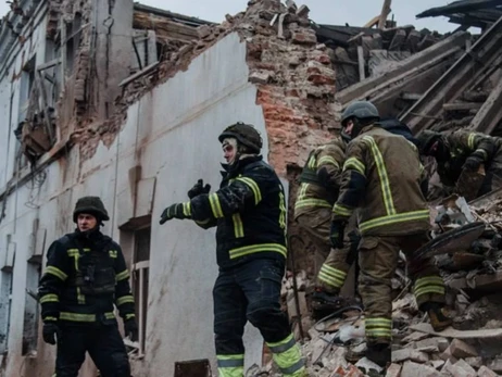 Войска РФ накрыли ночью огнем Запорожскую, Харьковскую и Херсонскую области - есть жертвы