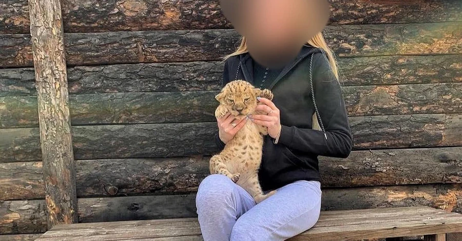 Зоозащитники обратились в полицию из-за фото львят в зверинце