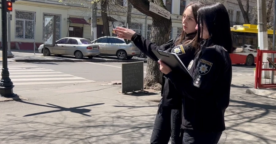 В Одессе арестовали женщину, заставлявшую 9-летнего сына попрошайничать