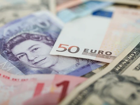 Курс валют в Украине на 8 мая: сколько стоят доллар, евро и злотый