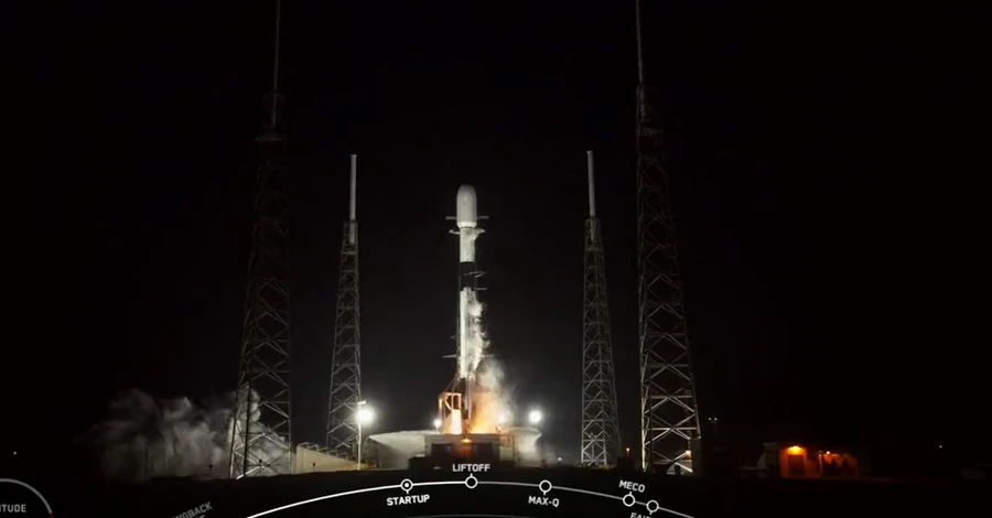 SpaceX вывела на орбиту новую партию из 56 спутников Starlink
