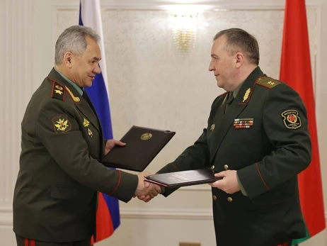 У Мінську підписали документи про зберігання ядерної зброї Росії у Білорусі