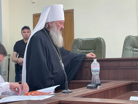 Суд оставил митрополита Павла под домашним арестом еще на месяц 