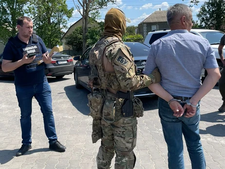 Начальника отдела Одесской таможни разоблачили на взятке