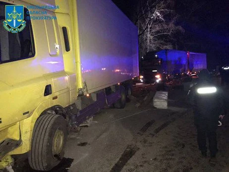 На Хмельнитчине суд приговорил к 7 годам тюрьмы водителя грузовика, сбившего военных на блок-посте