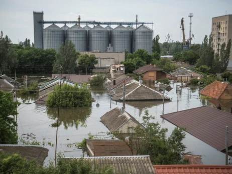 Жертвами затоплення у Херсоні вже стали 10 мирних українців