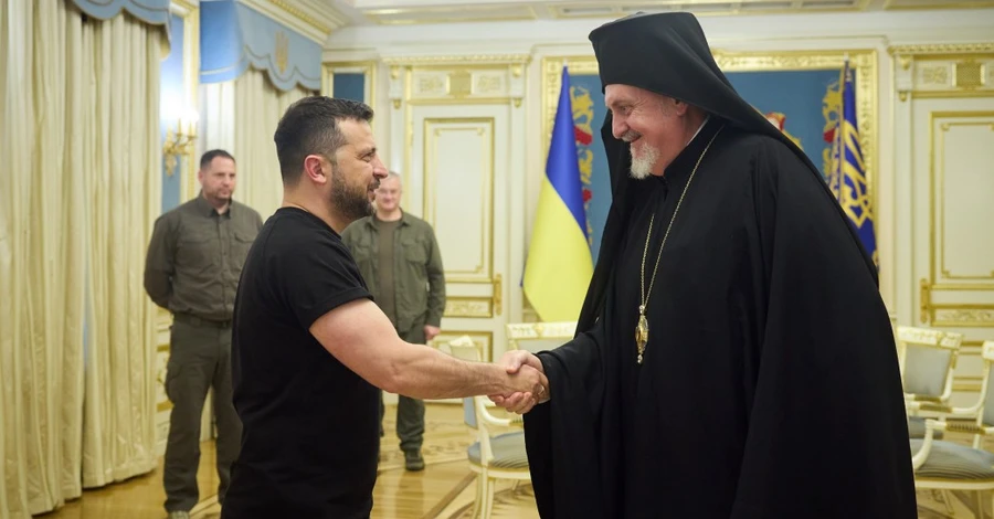 Зеленский встретился с митрополитом Халкедонским Эммануилом и пригласил Вселенского патриарха в Украину