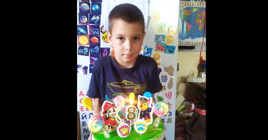 В Коломие объявили двухдневный траур по 8-летнему Володе, погибшему от ракетного удара 