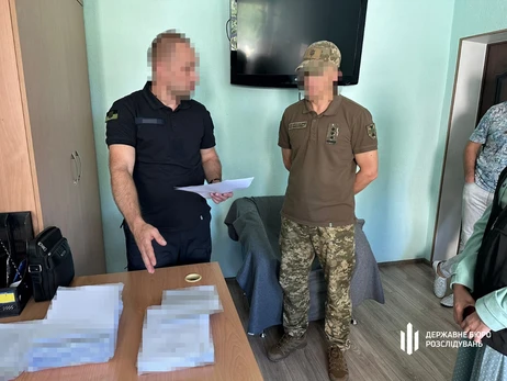На Миколаївщині викрили командира військової частини, який безпідставно нарахував підлеглим майже 5,5 млн грн виплат