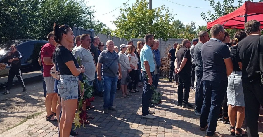 В Днепропетровской области похоронили мужчину, погибшего в схватке с патрульным 