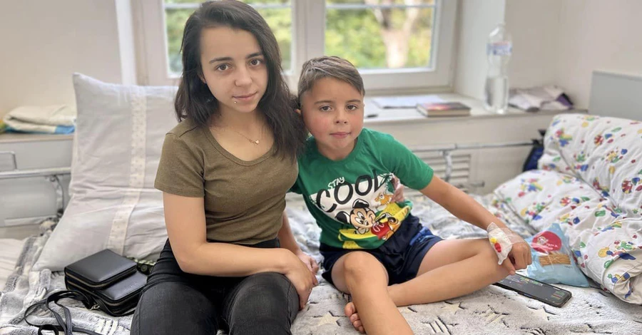 Львівські медики прооперували хлопчика, який три роки не міг відкрити рота