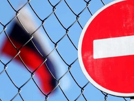 Санкції змушують задуматись: росіяни можуть залишитися без транспорту, зв'язку та продуктів