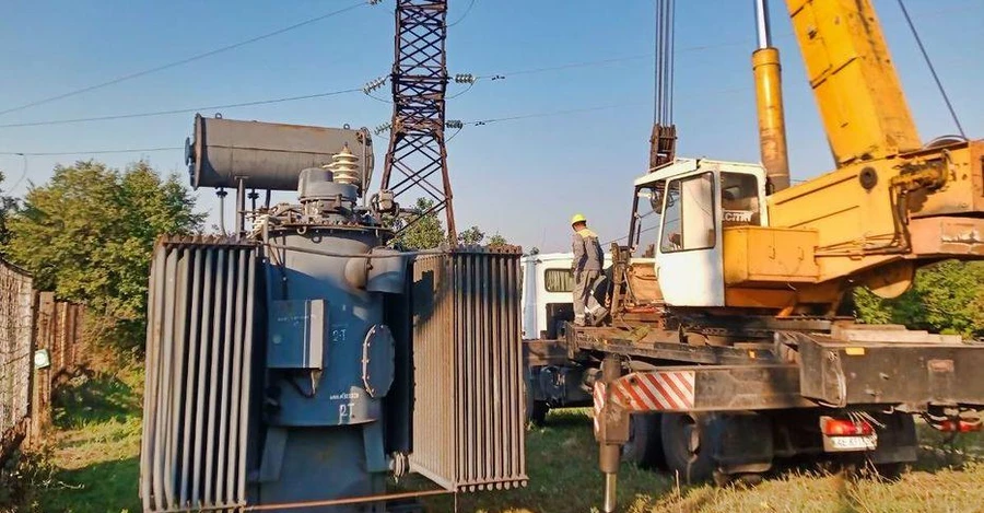Энергетики ДТЭК запитали энергией новый водопровод после подрыва Каховской ГЭС 