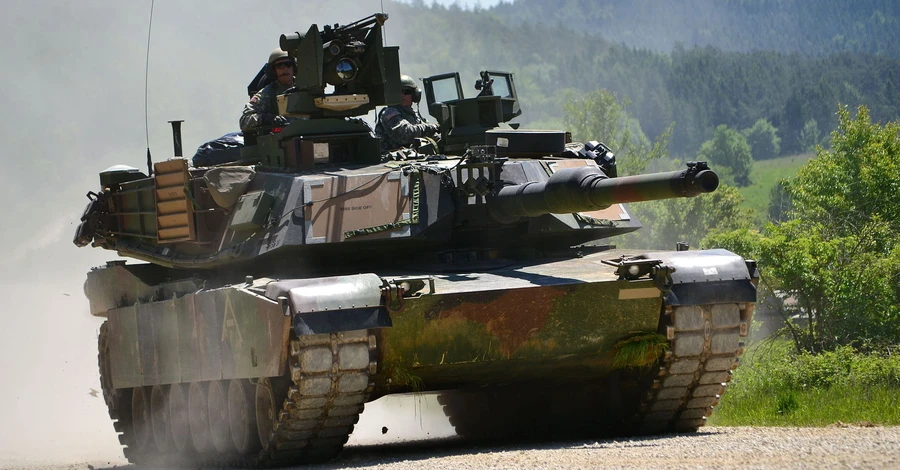 Зеленский подтвердил, что Украина получила первые танки Abrams