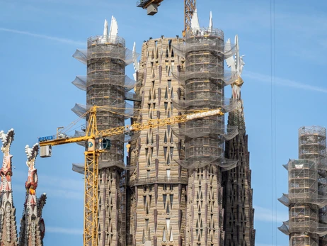 В Барселоне завершили предпоследний этап строительства Храма Святого Семейства – его начали возводить в 1882 году