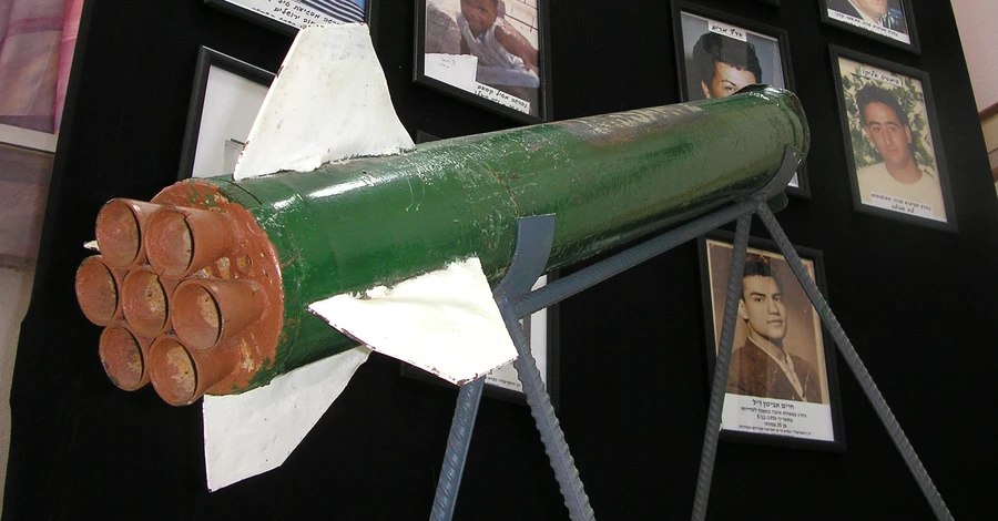 Ракети з водопровідних труб та далекобійні китайські копії: чим ХАМАС обстрілює Ізраїль