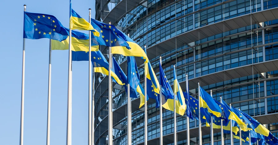 Переговоры о вступлении Украины в ЕС начнутся в первой половине 2024 года