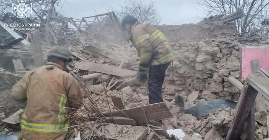 В Бериславе из-под завалов дома достали тело мужчины