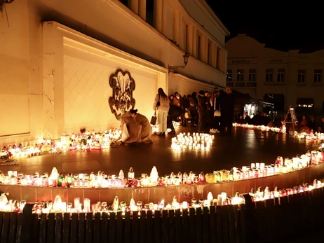 В Ужгороді та Мукачеві тисячі людей вшанували памʼять бійців 128-ї закарпатської бригади
