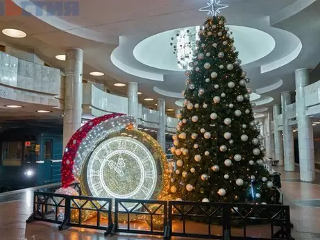 Главную новогоднюю елку Харькова во второй раз установят в метро