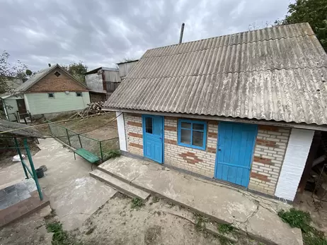 Купити будиночок у селі: від 2000 доларів під Корсунем до 50 000+ у Закарпатті