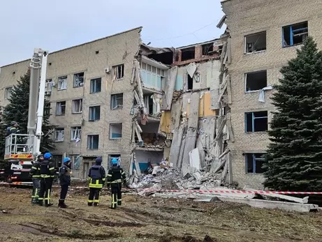 РФ нанесла ракетный удар по больнице и шахте в Селидово — двое погибших и восемь пострадавших