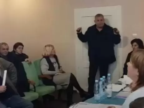 Взрыв гранат в сельсовете Закарпатья: депутат-подрывник пришел в себя