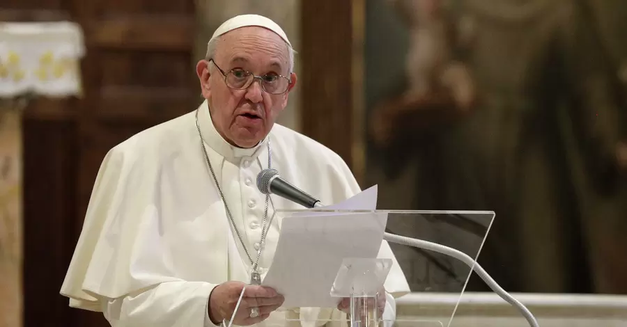 Ватикан дозволив благословляти одностатеві пари, але не вінчати