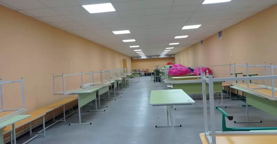 В киевской школе отремонтировали укрытие, где потолок обрушился во время тревоги