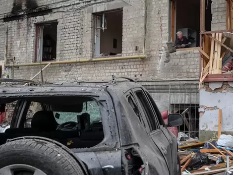 РФ обстреляла Харьков ракетами С-300, есть попадание в центре города