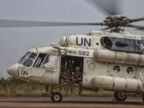 Бойовики у Сомалі захопили гелікоптер ООН, на борту були українці