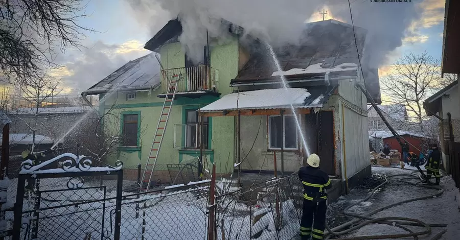 Во Львовской области в пожаре погибли дедушка и его двухлетняя внучка