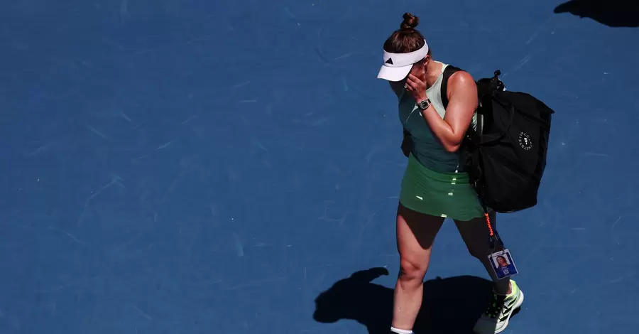 Свитолина со слезами на глазах снялась с Australian Open-2024 из-за боли в спине