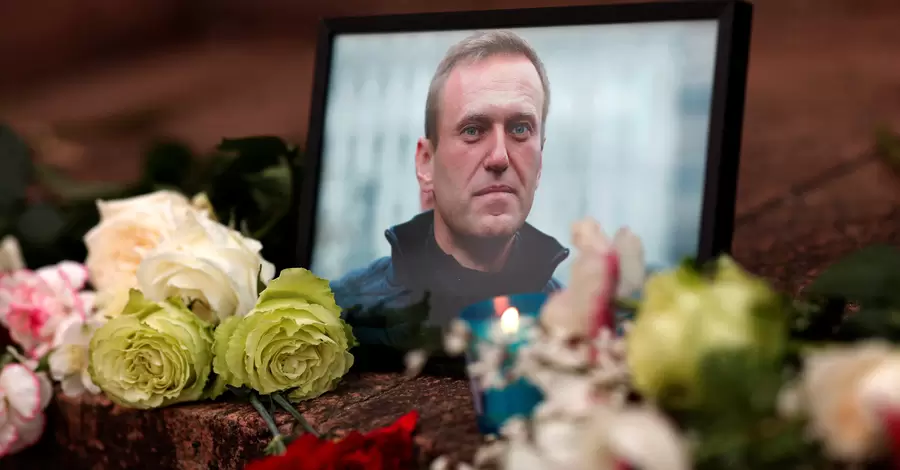 Соратники Навального подтвердили его смерть, но найти тело оппозиционера не могут
