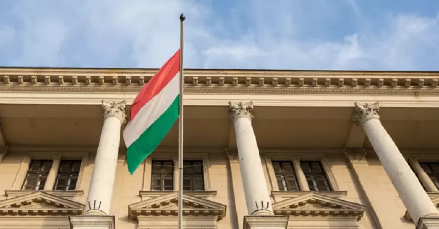 Венгерское правительство отказалось встретиться с сенаторами США, приехавшими в Будапешт