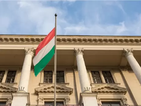 Венгерское правительство отказалось встретиться с сенаторами США, приехавшими в Будапешт