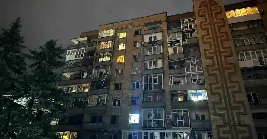 Во время удара РФ по Краматорску ранены шесть женщин, возникли проблемы с водой