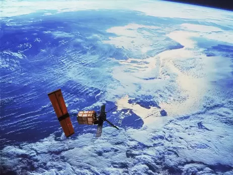 Спутник ERS-2, который провел в космосе 30 лет, упал в Тихий океан