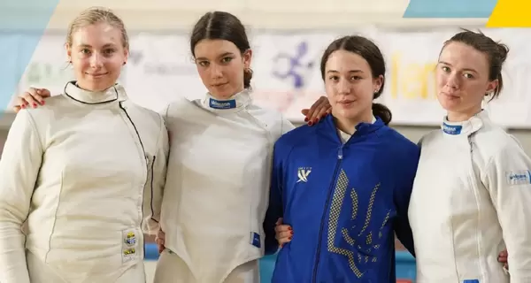 Юниорская сборная Украины выиграла две золотые и одну серебряную медали на чемпионате Европы по фехтованию