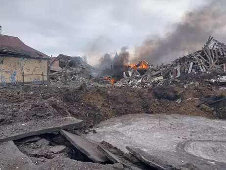 В результате ракетного удара по поселку на Харьковщине есть погибший и семь раненых