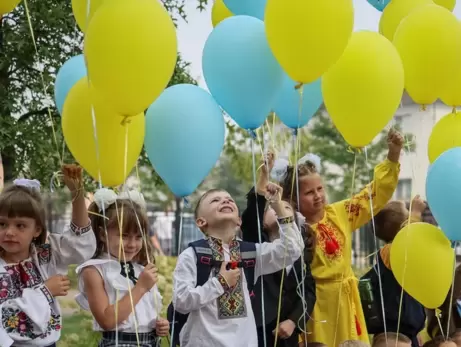 Сдать документы ребенка для поступления в первый класс в Киеве можно будет до 31 мая
