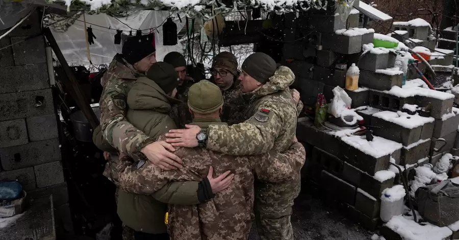 Военные НАТО находятся в Украине, но в боевых действиях не участвуют, - El Pais